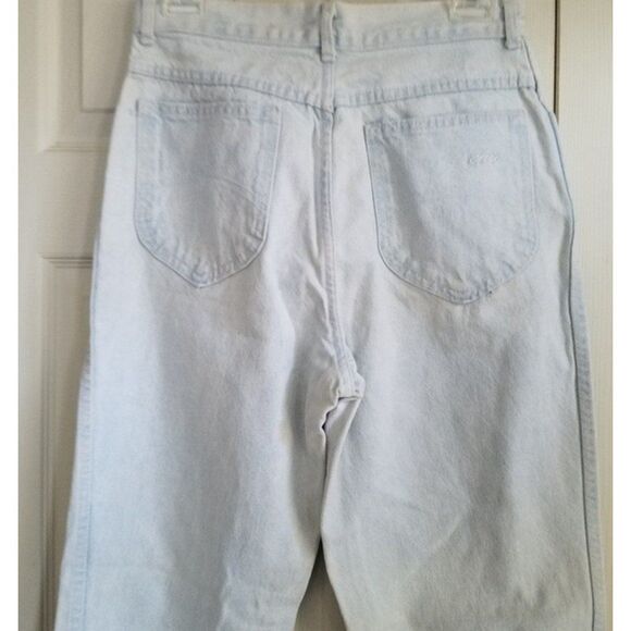 Vintage Chic 70s High Rise Straight Leg Light Wash Blue 5 Pocket Jeans - Picture 5 of 8